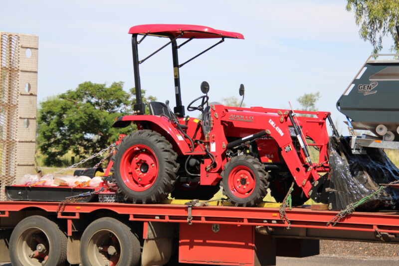 Apollo Tractor